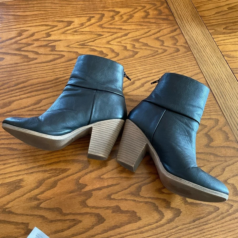 Kohl’s Chunky Heel Ankle Booties, Women’s Sz 8